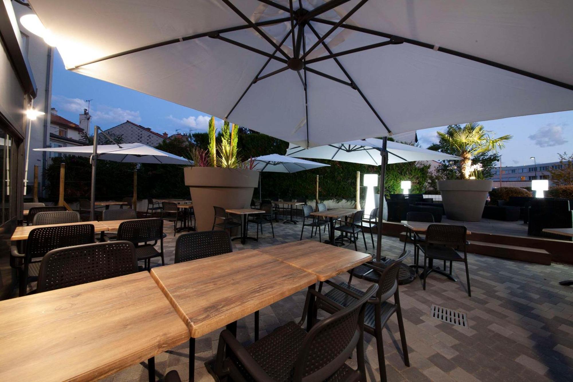 Comfort Hotel Clermont Saint Jacques Exterior foto